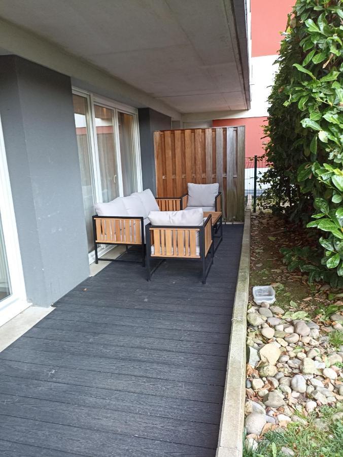 Pfastatt Tres Bel Appartement Rez De Jardin Appart De 53M2. מראה חיצוני תמונה